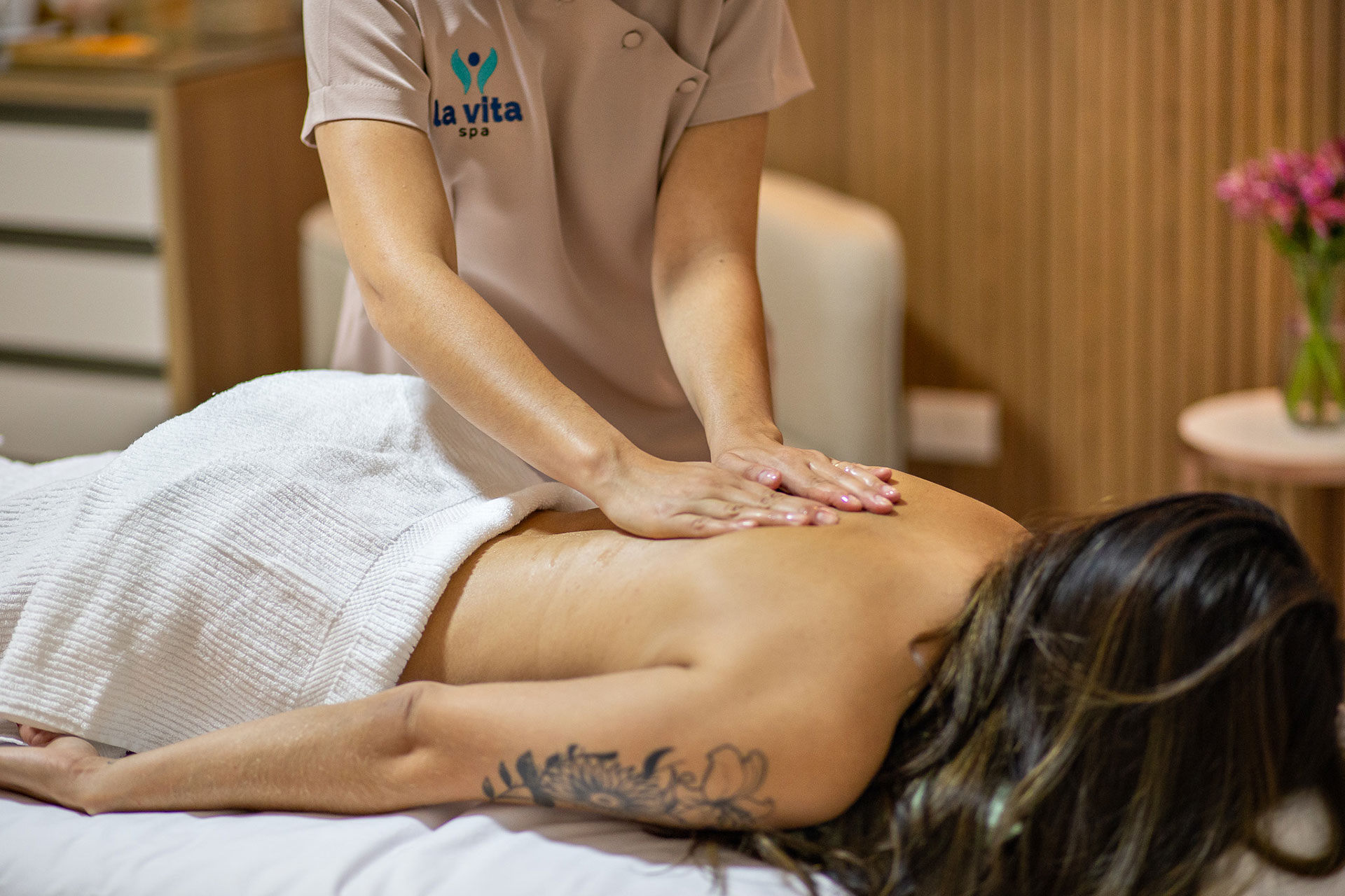 MASSAGEM RELAXANTE CLÁSSICA